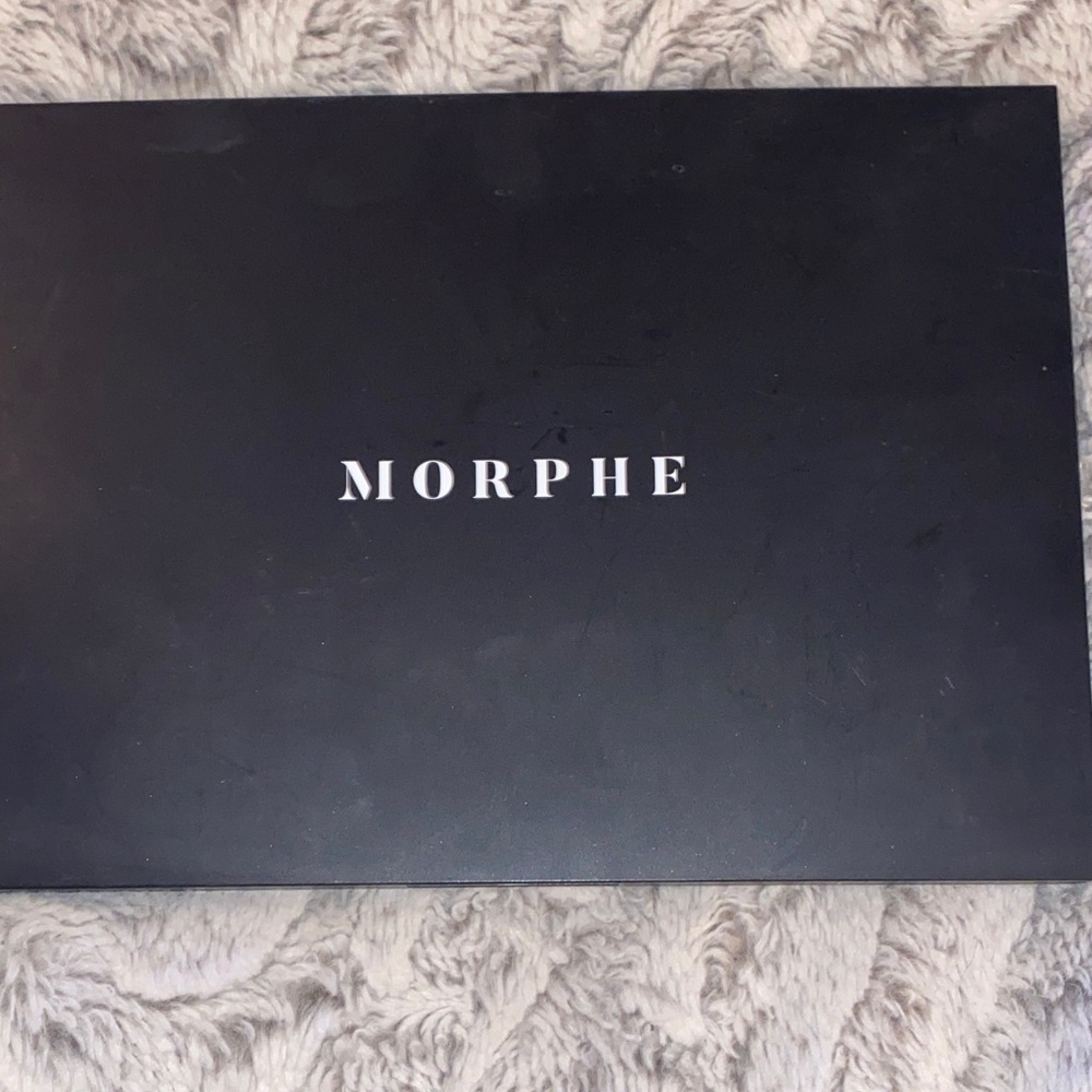 Morphe Elegant Black Eye Shadow Palette